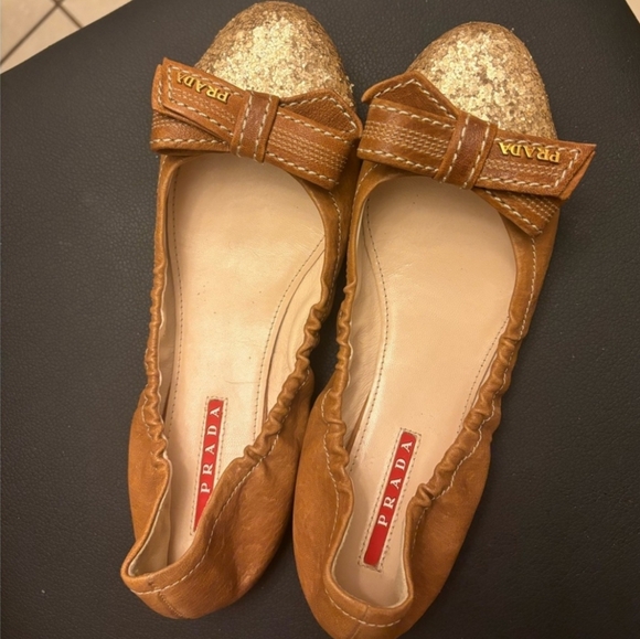 Prada Brown and Gold Flats with Bow - Picture 5 of 15